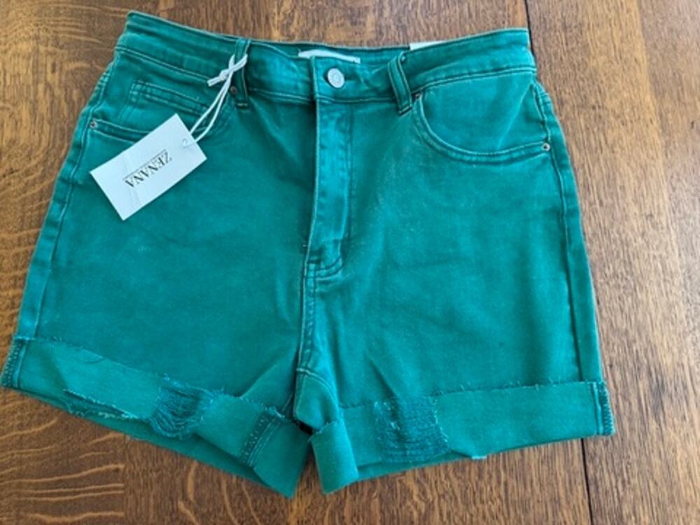 NWT Zenana Emerald Green Distressed Jean Shorts LARGE